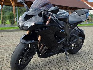 KAWASAKI ZXR