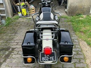 MOTO GUZZI