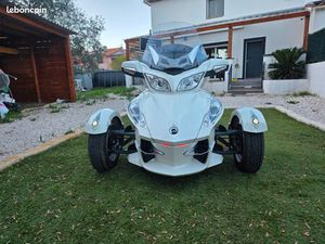 CAN-AM SPYDER ROTAX 995 CC