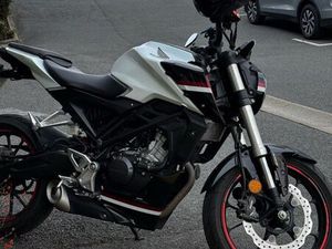 HONDA CB125R NEO SPORTS CAFÉ