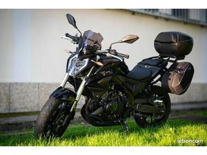 VOGE 500R FULL BLACK