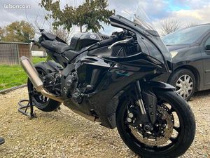 R1 2023 ROUTE ET PISTE ENTRETIENT YAMAHA