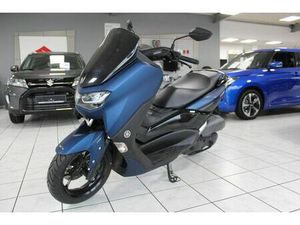 YAMAHA N-MAX 125