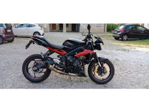 STREET TRIPLE S 675