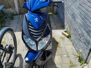 TE KOOP OF TE RUIL SPEEDFIGHT 2 GRAAG LEZEN — SCOOTERS | PEUGEOT — MARKTPLAATS