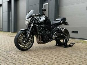 WINTERKOOPJE: 2009 YAMAHA FZ1N, FZ1 N, FZ1-N IN NIEUWSTAAT — MOTOREN | YAMAHA — MARKTPLAATS