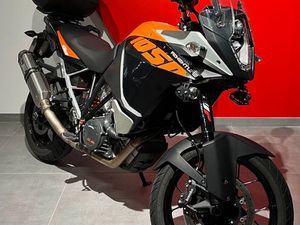 KTM 1050 ADVENTURE