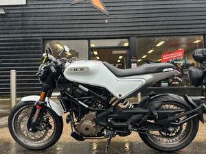 HUSQVARNA VITPILEN 401 13 KMS