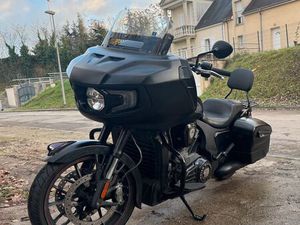 INDIAN CHALLENGER DARK HORSE 2021