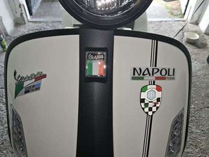 VESPA GTS SUPER SPORT 125 WEIß