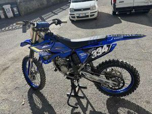 YAMAHA YZ 125 CROSS