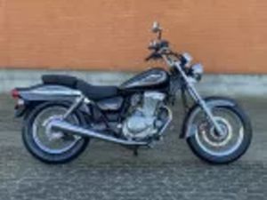 SUZUKI GZ 250 MARAUDER