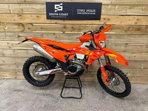 KTM EXCF 450 SIXDAYS 2025 ENDURO BIKE LOW HOURS ROAD REGISTERED