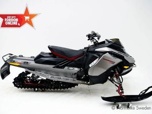 SKI-DOO RENEGADE X-RS 850 • 2023