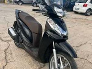 HONDA SH 300 I FIRST CLASS