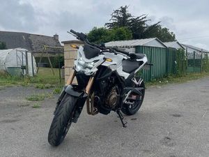 HONDA CB500F