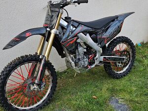 CRF 250 R