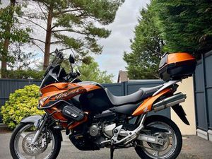 HONDA VARADERO 1000 ABS 2008 ENTRETIENS RÉCENTS + FACTURES