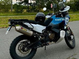 SCHÖNE HUSQVARNA NORDEN EXPEDITION IM NEU ZUSTAND