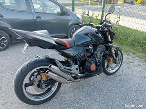 MAGNIFIQUE KAWASAKI Z1000