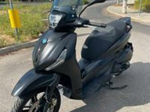 PIAGGIO BEVERLY 300 HPE