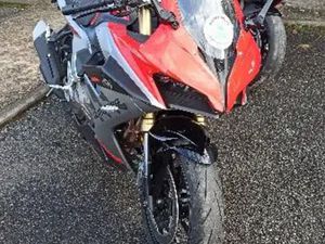 QJ MOTOR SRK 600 RS 2025