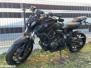 YAMAHA MT