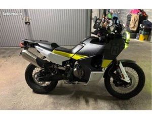 MOTO HUSQVARNA NORDEN 901