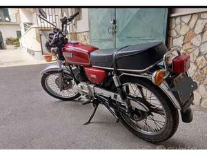 YAMAHA SR 125 ROSSO