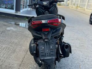 YAMAHA XMAX 300 RABLJEN, 2024 GOD.