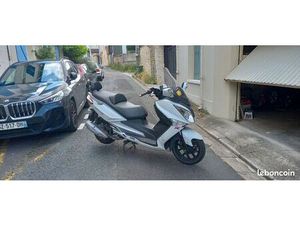 SYM GTS 125 EFI ABS START & STOP – BLANC – 2017 – 19 800 KM