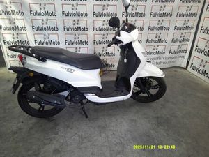 PEUGEOT TWEET 125 2019 125 CM3 | SCOOTER | 20 455 KM | 13200 ARLES
