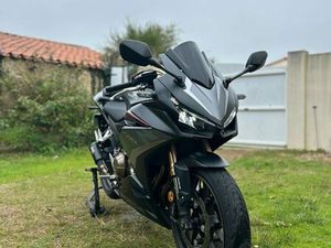 HONDA CBR 500R