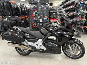 ST 1300 PAN EUROPEAN - ANNÉE 2011 - NOIRE - 33856 KMS - HONDA