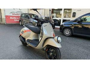 VENDO VESPA GTV 300 HPE (2023 - 25) USATA A ROMA (CODICE 9886633) - MOTO.IT
