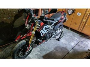 VENDO APRILIA DORSODURO 750 FACTORY (2010 - 13) USATA A FORLI' (CODICE 9886977) - MOTO.IT