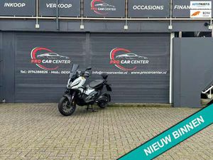 HONDA NC 750 SCOOTER X-ADV BLAUW