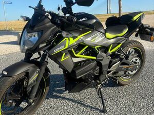 KAWASAKI Z125-NOVO PREÇO! PARQUE DAS NAÇÕES