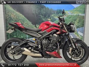 TRIUMPH STREET TRIPLE 765 RS 765 CC