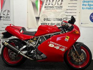 DUCATI SUPERSPORT 900 900 CC