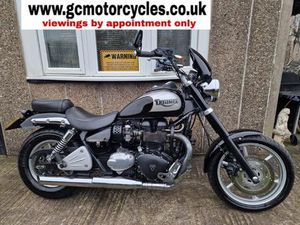 TRIUMPH SPEEDMASTER 800 790 CC