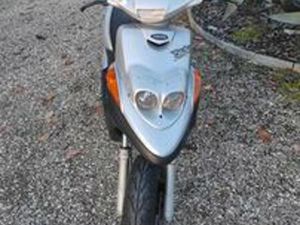 YAMAHA BOOSTER - &APOS;99 MBK INDUSTRIE SA05 VERSIONE 1