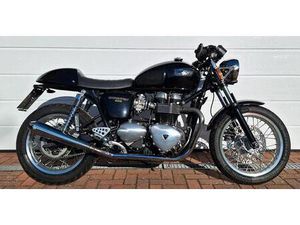 TRIUMPH THRUXTON 900