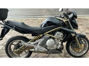 VENDO KAWASAKI ER-6N (2005 - 08) USATA A FORMIA (CODICE 9886585) - MOTO.IT