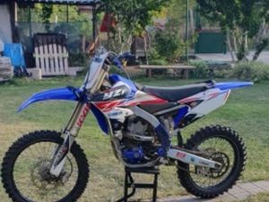 YAMAHA YZF 450