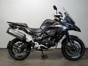 BENELLI TRK 502 X ZWART