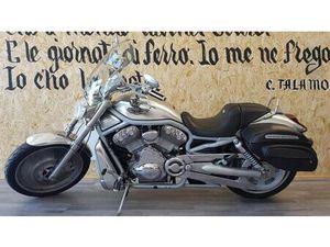 VENDO HARLEY-DAVIDSON 1130 V-ROD (2002 - 05) - VRSCA USATA A CAGLIARI (CODICE 9886689) - MOTO.IT