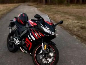 APRILLIA RS 125 REPLICA