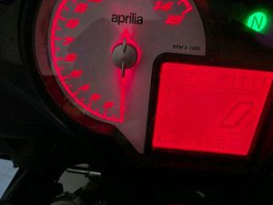 APRILIA TUONO V4 2016