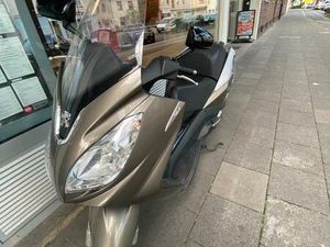 PEUGEOT SATELIS KOMPRESSOR 125I MOTORROLLER WENIGE KILOMETER
